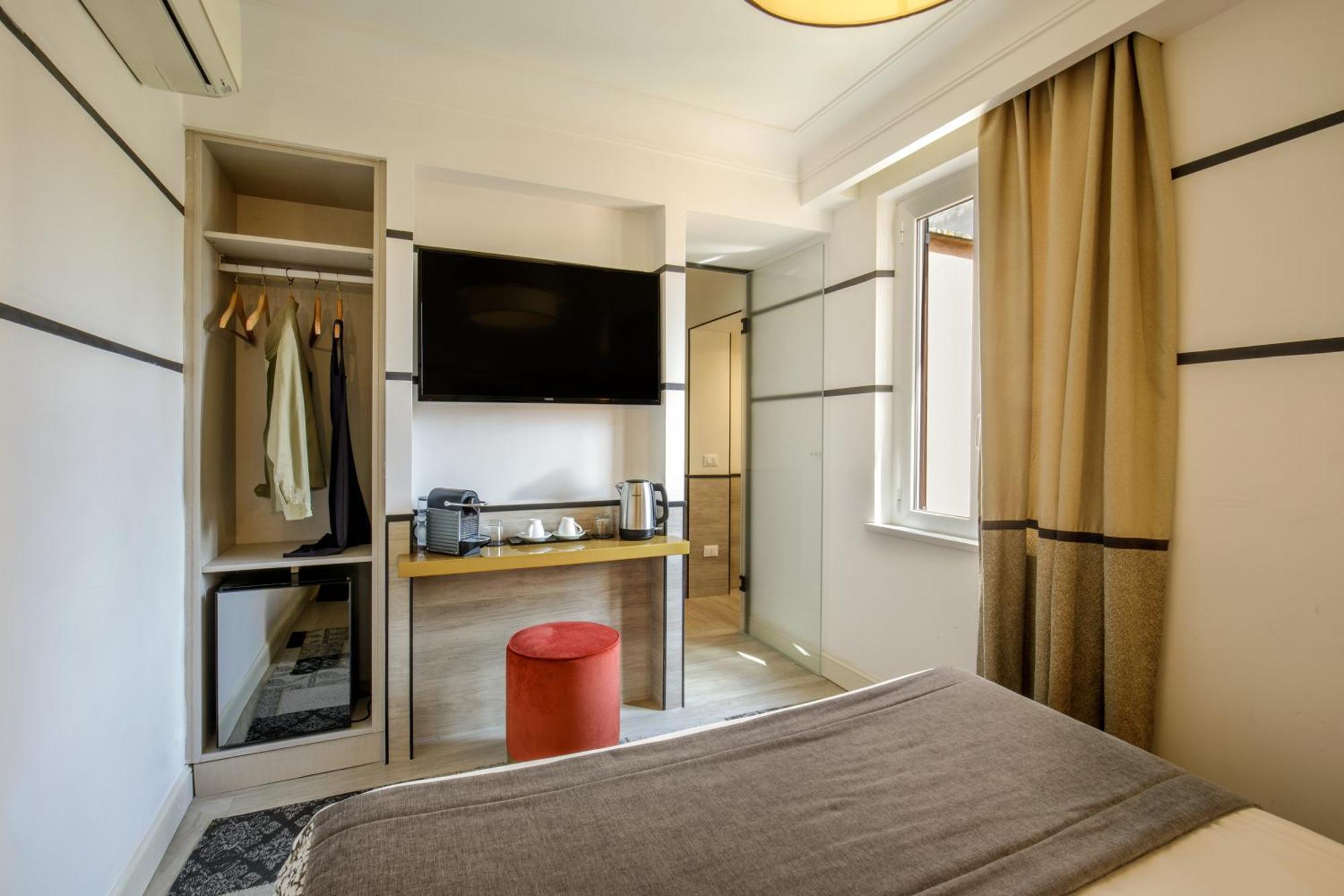 Relais Luxury Corso Hotel Rome Exterior photo